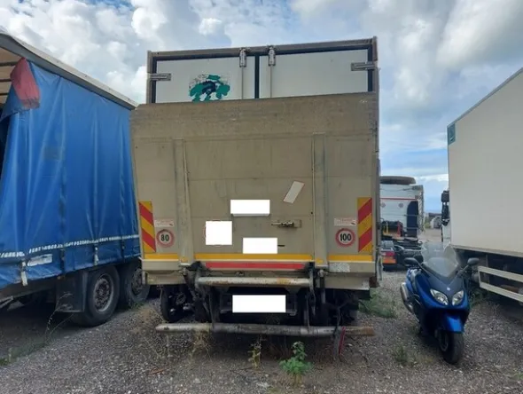5#6778 Furgone Isotermico Renault