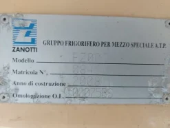 1#6945 Furgone isotermico Volkswagen Caddy e attrezzature da negozio