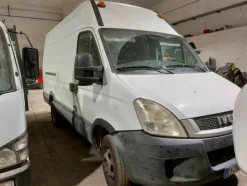 15#7725 Furgone Iveco