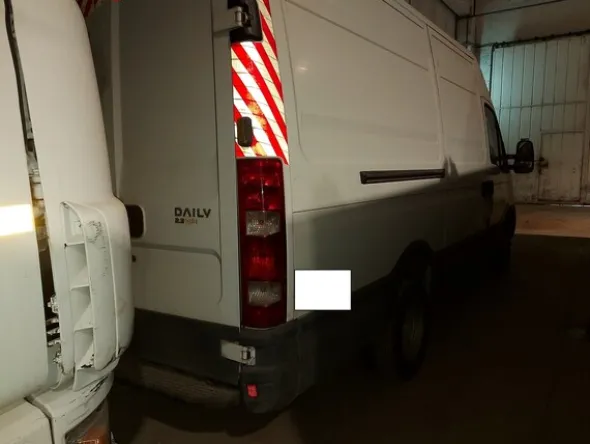 14#7725 Furgone Iveco