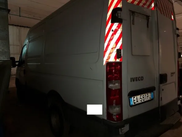 14#7725 Furgone Iveco