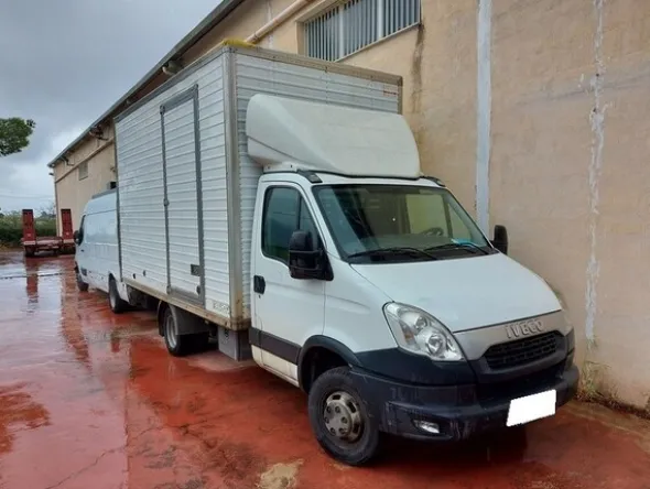 1#6236 Furgone Iveco 35C15