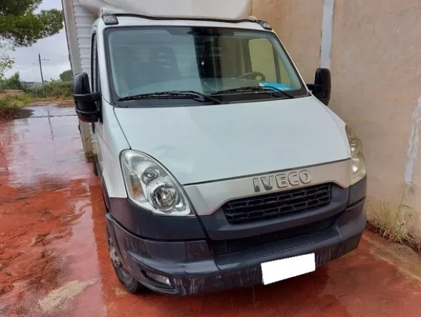 1#6236 Furgone Iveco 35C15