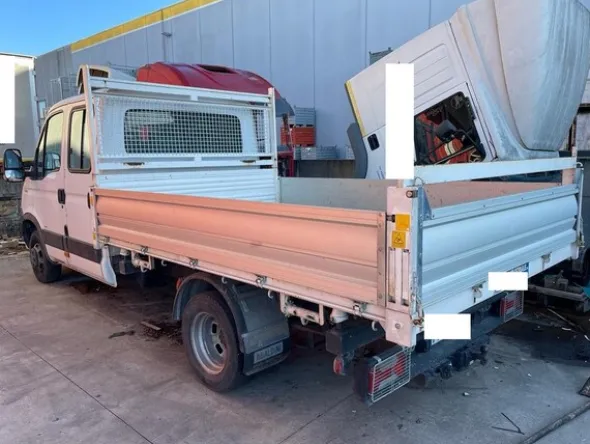 2#6769 Furgone Iveco 50C15DK