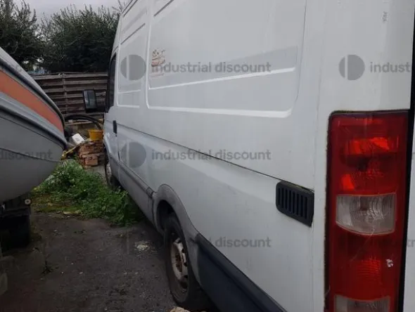 2#9863 Furgone Iveco Daily