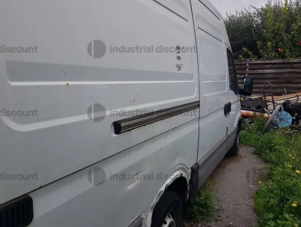 2#9863 Furgone Iveco Daily