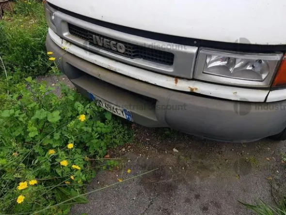 2#9863 Furgone Iveco Daily