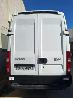 5#8339 Furgone Iveco Daily