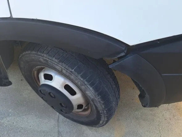 5#8339 Furgone Iveco Daily