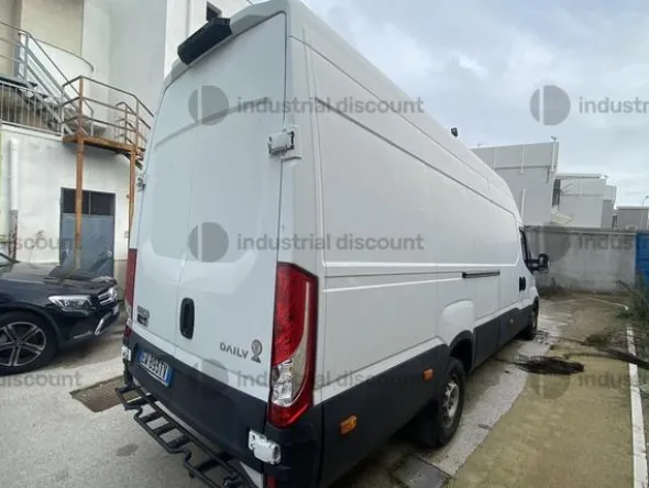 4#9748 Furgone Iveco Daily