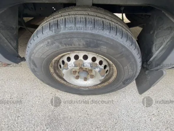4#9748 Furgone Iveco Daily