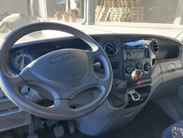 3#8158 Furgone Iveco Daily 35C12 2.3 HPI