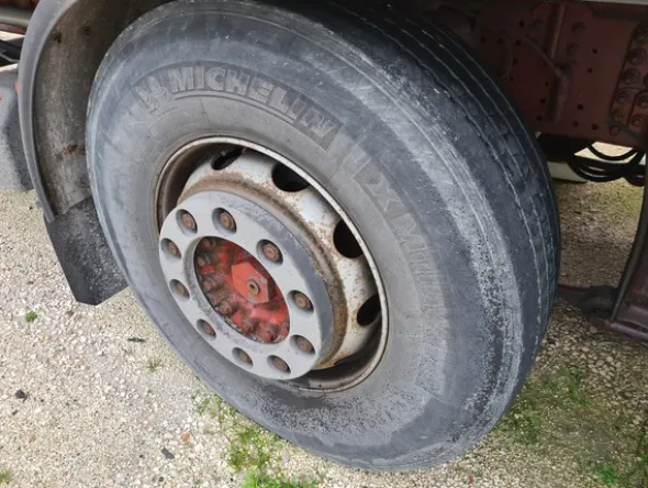 4#6481 Furgone Ivecoetranspallet elettrico