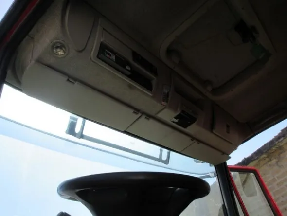 5#7070 Furgone Iveco Stralis