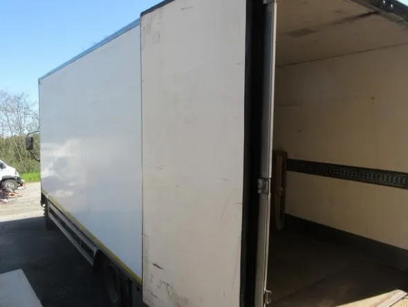 6#7070 Furgone Iveco Tector