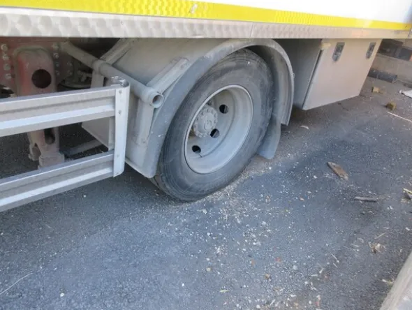 6#7070 Furgone Iveco Tector