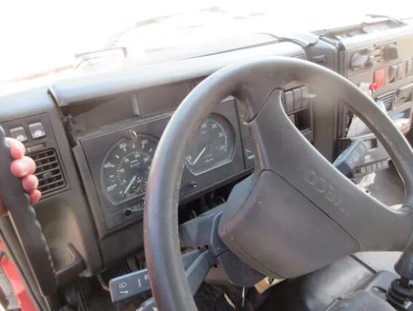 6#7070 Furgone Iveco Tector