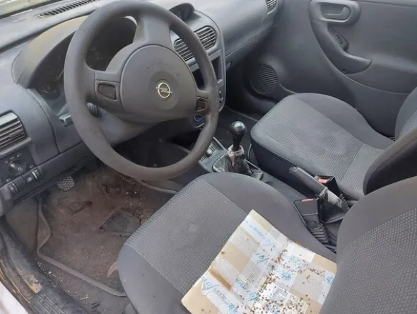 6#6577 Furgone Opel Corsa