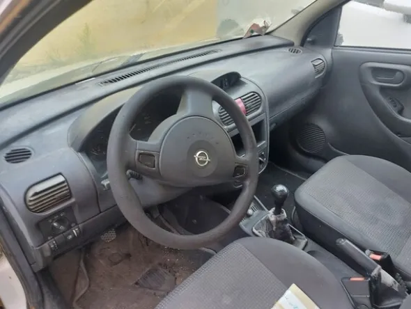 6#6577 Furgone Opel Corsa