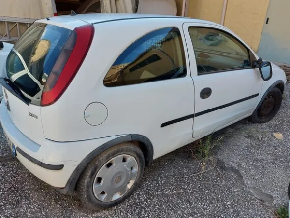 6#6577 Furgone Opel Corsa