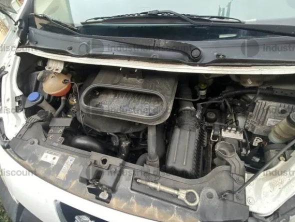 5#9748 Furgone Peugeot Expert