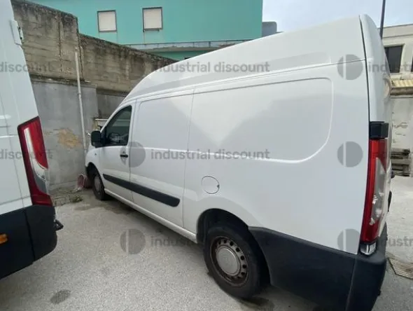 5#9748 Furgone Peugeot Expert