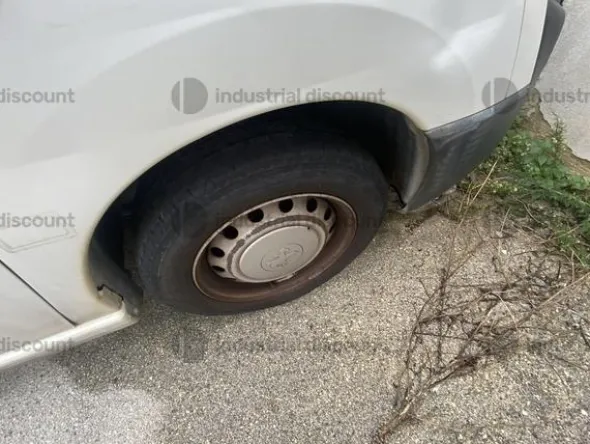5#9748 Furgone Peugeot Expert