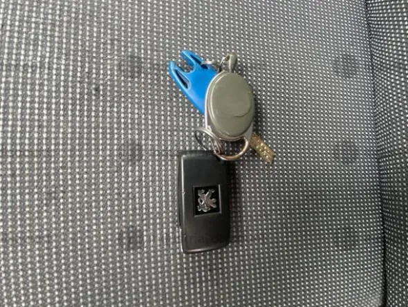 5#9748 Furgone Peugeot Expert