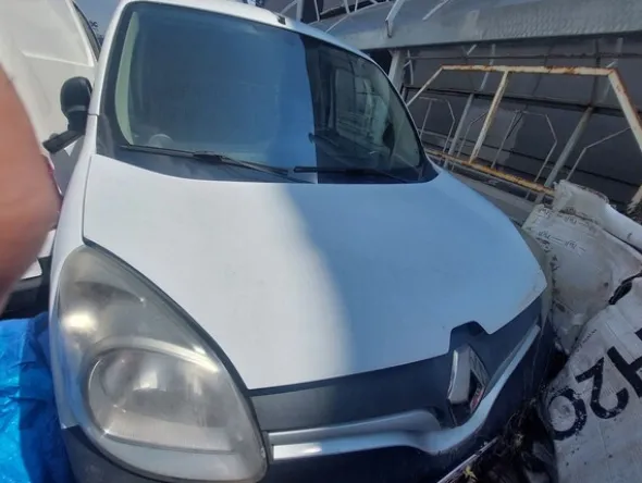 5#8385 Furgone Renault Kangoo