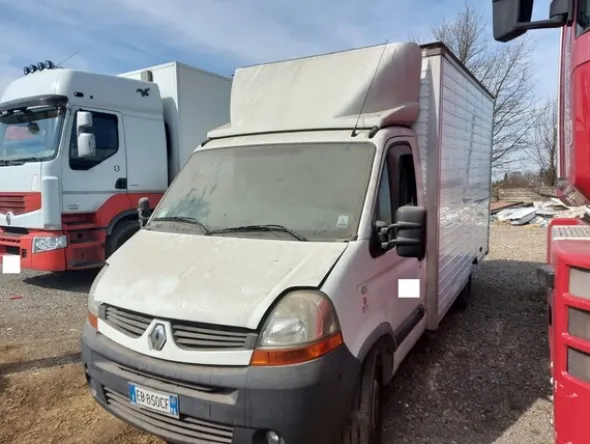 1#6309 Furgone Renault Master