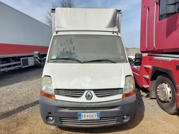 1#6309 Furgone Renault Master