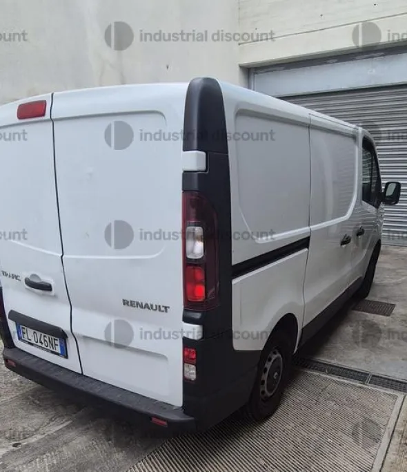 2#9922 Furgone Renault Trafic