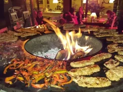 #25905 Garden Café: bar caffetteria e piccola ristorazione