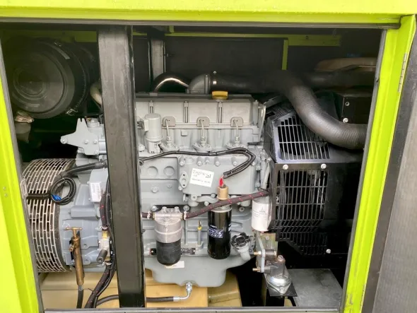 Generatore di corrente Pramac GSW 110D 110kVA