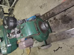 GENERATORE DI CORRENTE TRIFASE 220/380 VOLTS 3 KVA