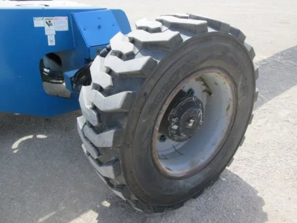GENIE S-105 33m