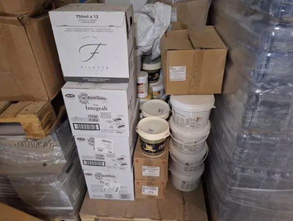 1#8653 Giacenze di imballaggi e packaging e prodotti alimentari