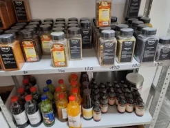 1#8653 Giacenze di imballaggi e packaging e prodotti alimentari