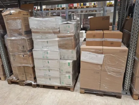 1#8653 Giacenze di imballaggi e packaging e prodotti alimentari