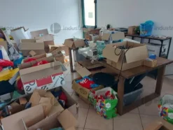 2#9123 Giochi vestiti ed accessori per campi estivi