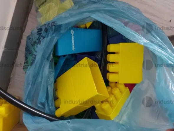 2#9123 Giochi vestiti ed accessori per campi estivi