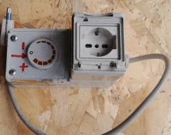 Giuntatrice Kuper a filo a caldo pre-collato Manuale
