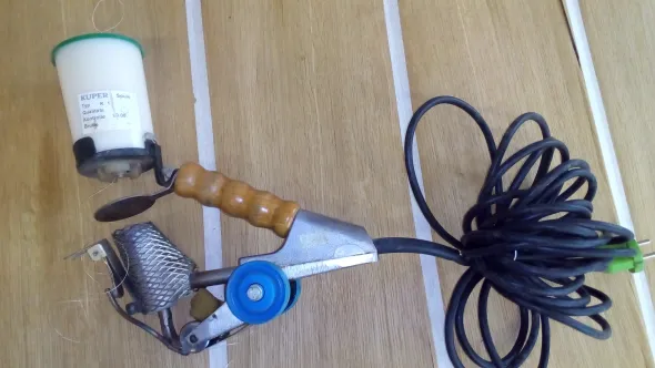 Giuntatrice Kuper a filo a caldo pre-collato Manuale