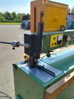 Giuntatrice per Lastre Impiallacciatura KUPER