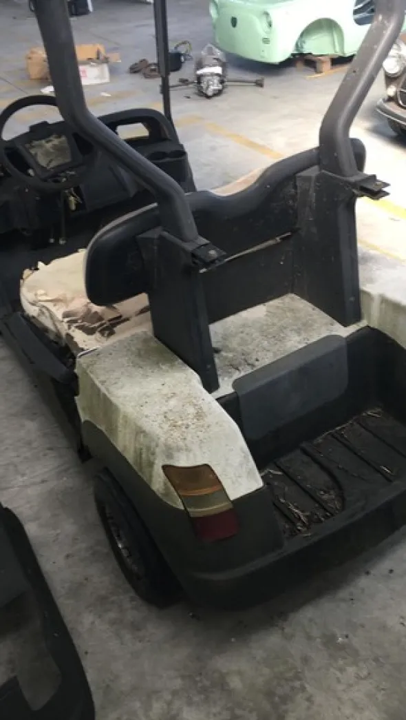 16#4979 Golf Car