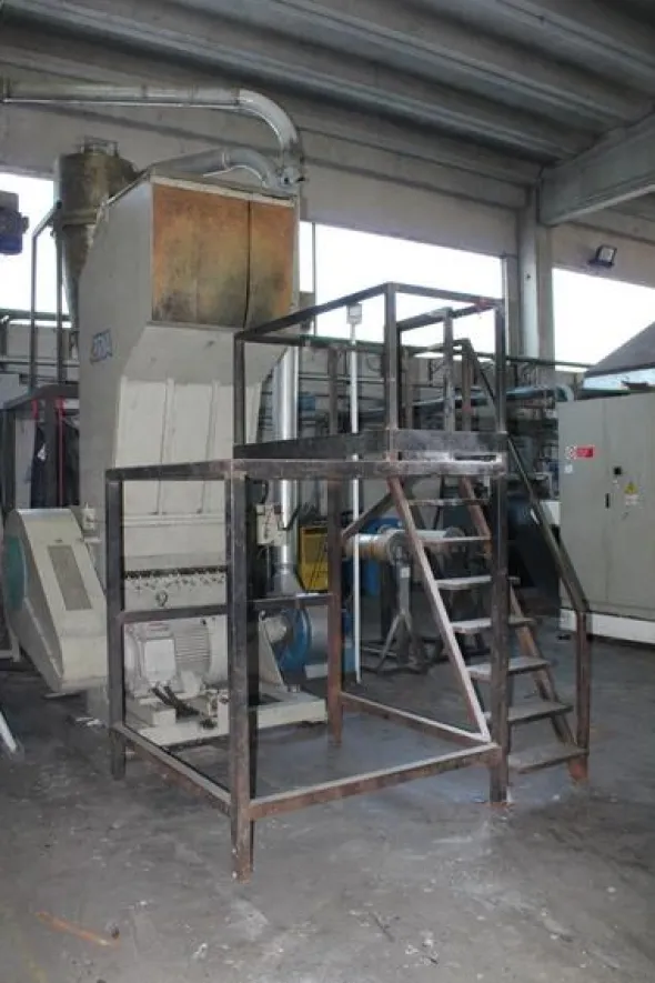 35#4006 Granulatore Tria 1000