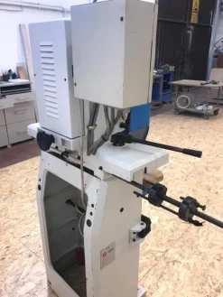 GR898-1219Bedanatrice Masterwood
