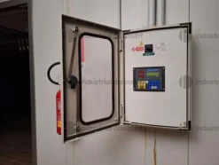 27#9389 Gruppo Frigorifero e trattamento ariaQuadro elettrico di distribuzioneQuadro elettrico di automazione