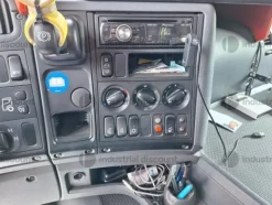 6#9250 Gru su autocarro Marchetti MTK 1006