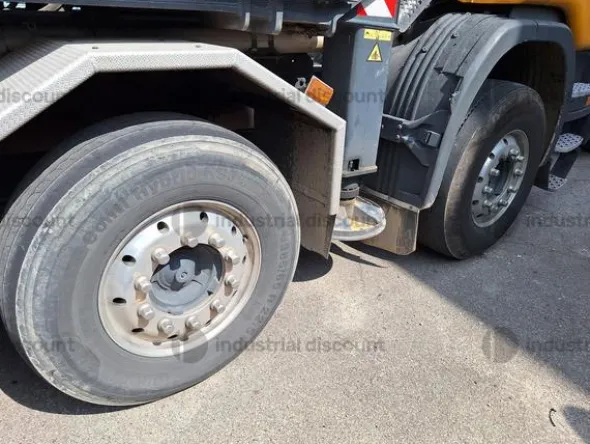 6#9250 Gru su autocarro Marchetti MTK 1006